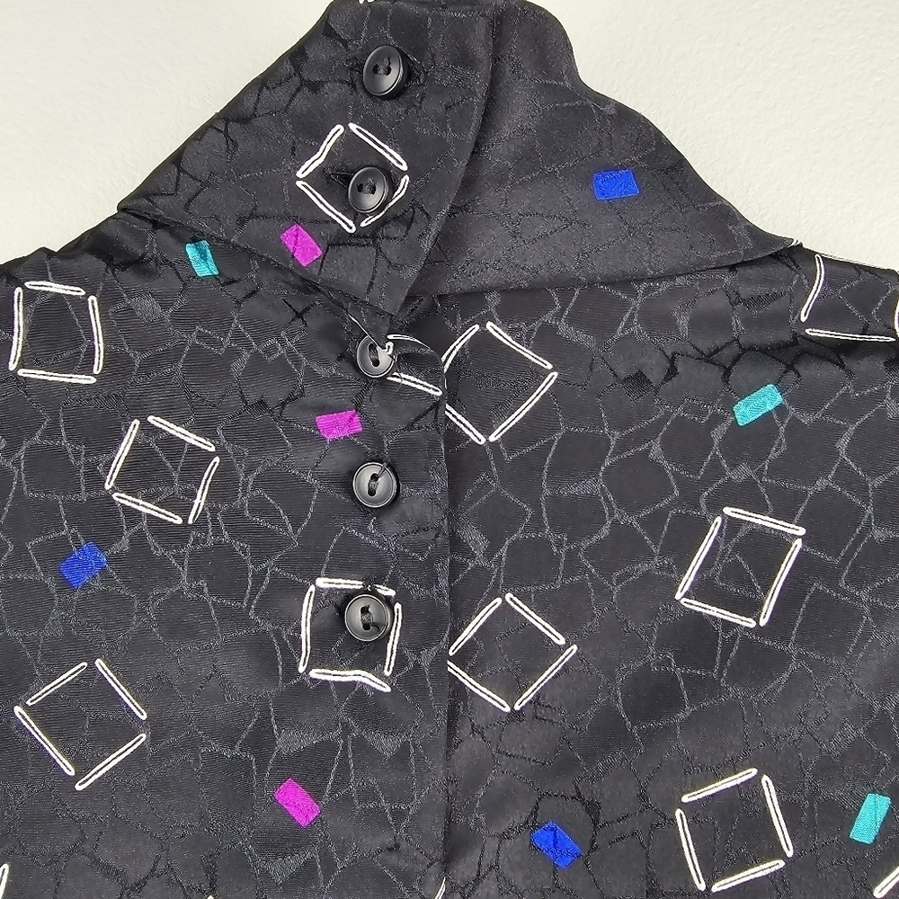 PENDLETON Vintage Long Sleeve Silky Blouse Black Multi-colored Women’s Size 6 - Picture 6 of 8
